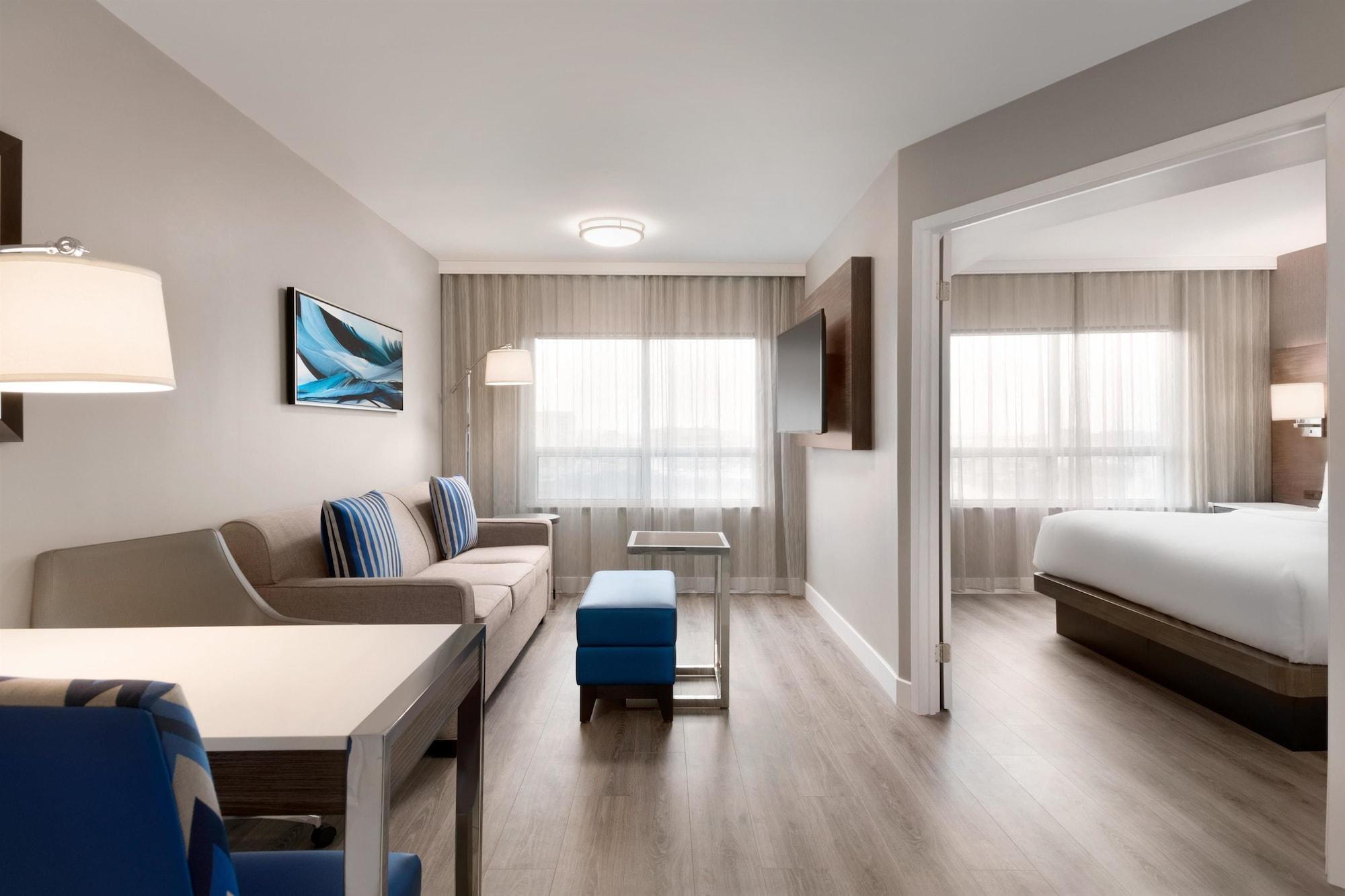 Embassy Suites By Hilton Montreal Airport Pointe-Claire Eksteriør bilde