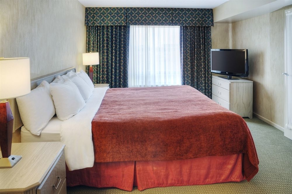 Embassy Suites By Hilton Montreal Airport Pointe-Claire Eksteriør bilde